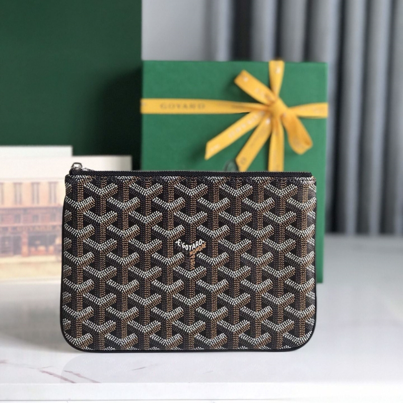 Go*ard clutch bags
